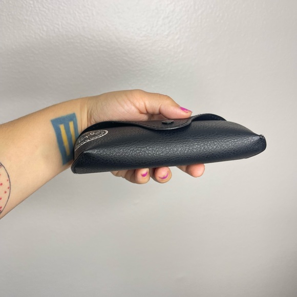 Ray Ban Black Leather Sunglass Case Button Snap - Picture 5 of 6